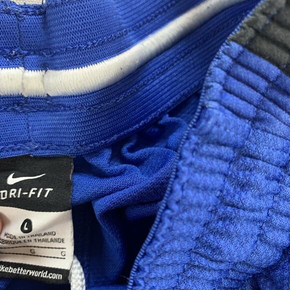 Nike Mens Royal Blue Dri Fit Shorts Size Medium Pockets - Picture 4 of 7